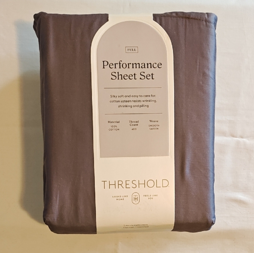Threshold Gray Performance Sheets Bedding Set Full Size
